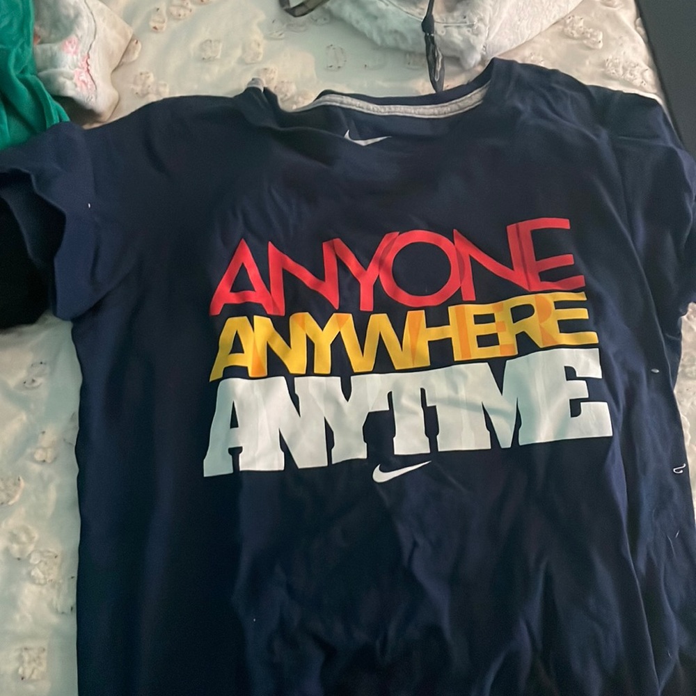 Nike tee